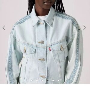 Levi's Women's Two-Tone Blue Jean Jacket XL